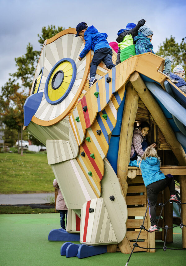 KOMPAN Playgrounds | Highwire | Exclusive KOMPAN Dealer